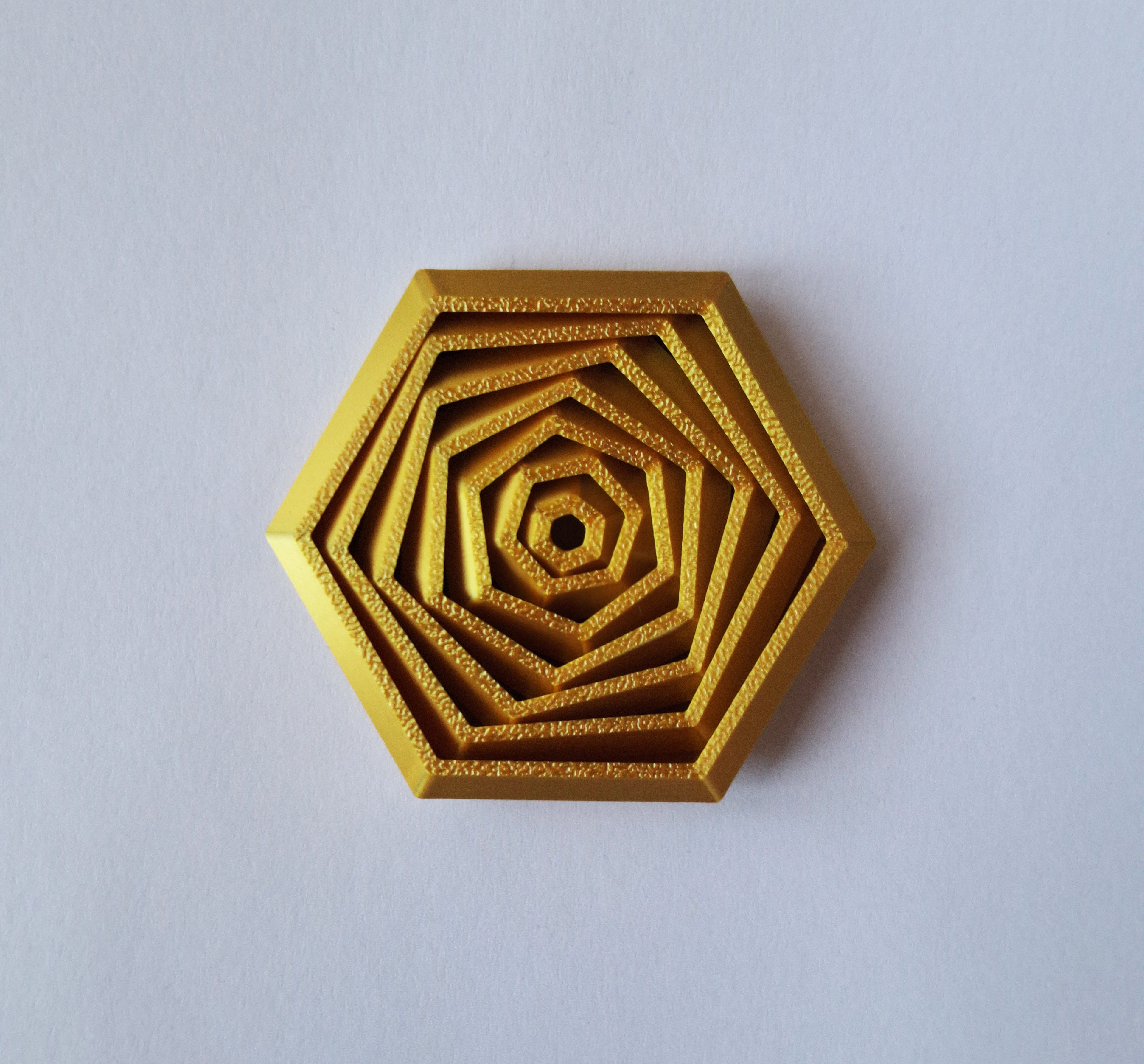 Hexagon Gold